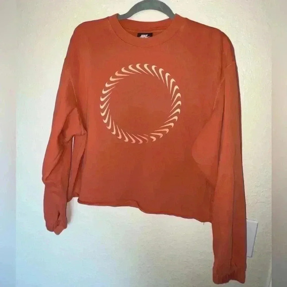 Nike Women’s Sienna/Healing Orange Crewneck  SIZE XS (Fits up to a Large!) - Picture 3 of 9